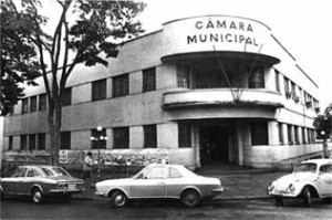 Câmara Municipal de Londrina - 1975nicipal-de-londrina-1950- 1975-rua-minas-gerais 
