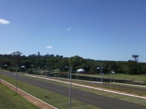 jardim-botanico-de-londrina-estacionamento 